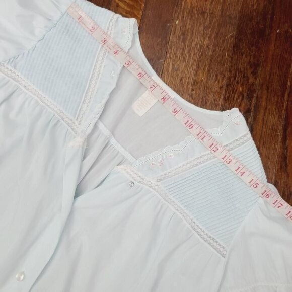 Vintage 70s Pastel Blue Dainty White Lace Fairycore Night Gown - Picture 9 of 12